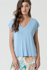 Cargar imagen en el visor de la galería, Camiseta bamboo lica azul celeste
