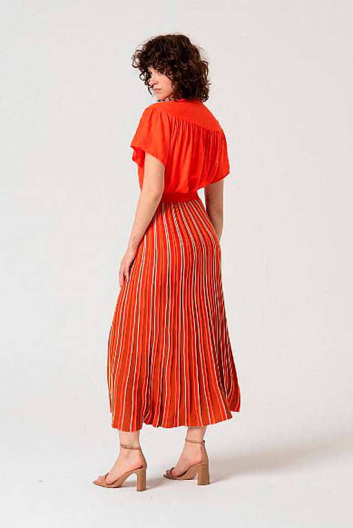 Falda midi tais naranja