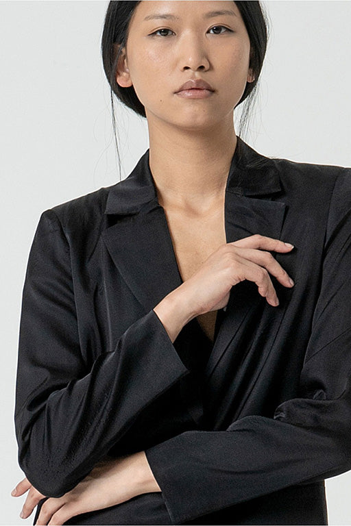 Blazer satinada lite negro