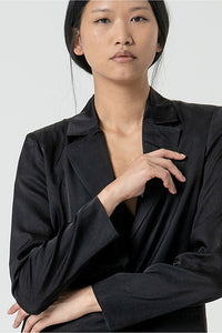Blazer satinada lite negro