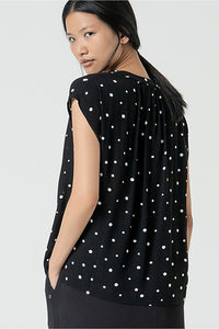 Blusa lunares mabu negro