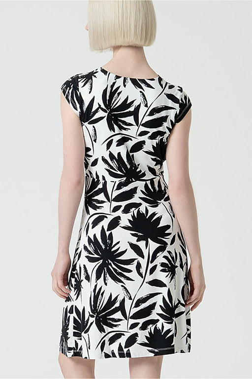 Vestido corto mara negro