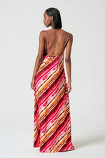 Cargar imagen en el visor de la galería, Vestido largo orsa fucsia
