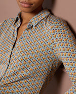 Cargar imagen en el visor de la galería, Camisa elastica omfo azul
