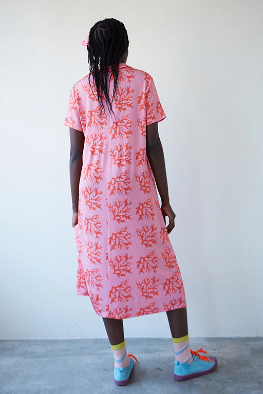Vestido midi coral rosa